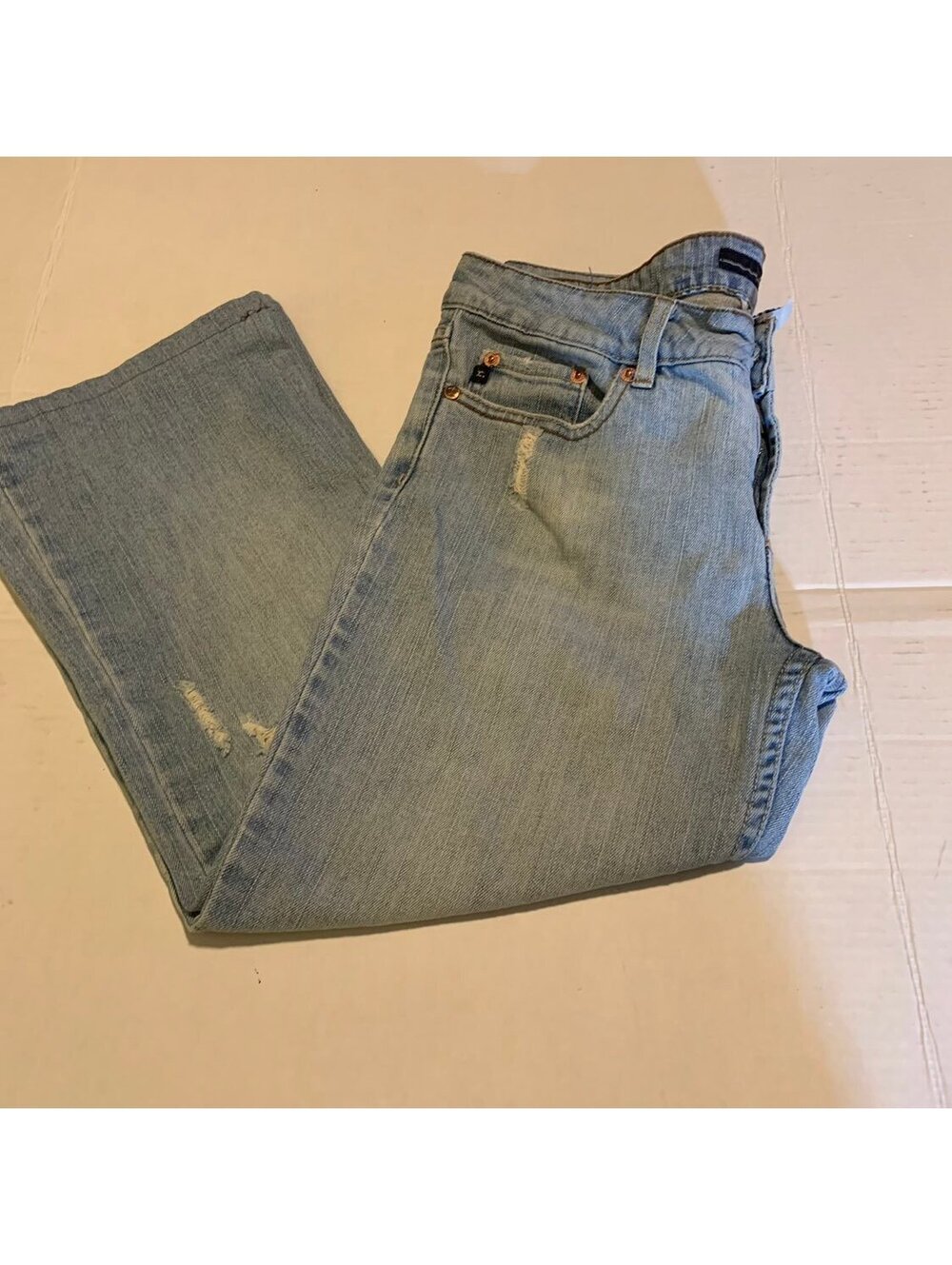 Refuge Light Blue Distressed Jeans Size Waist 29 in. - Picture 3 of 10